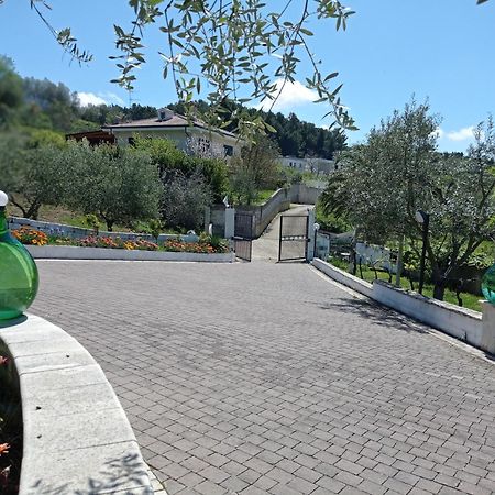 Villa Il Corbezzolo à Matera Extérieur photo